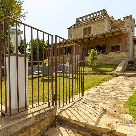 Alejandra Villa Alcudia (Mallorca)